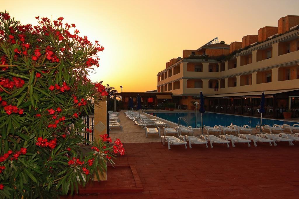 Borgo Saraceno Hotel-Residence Santa Teresa Gallura Luaran gambar