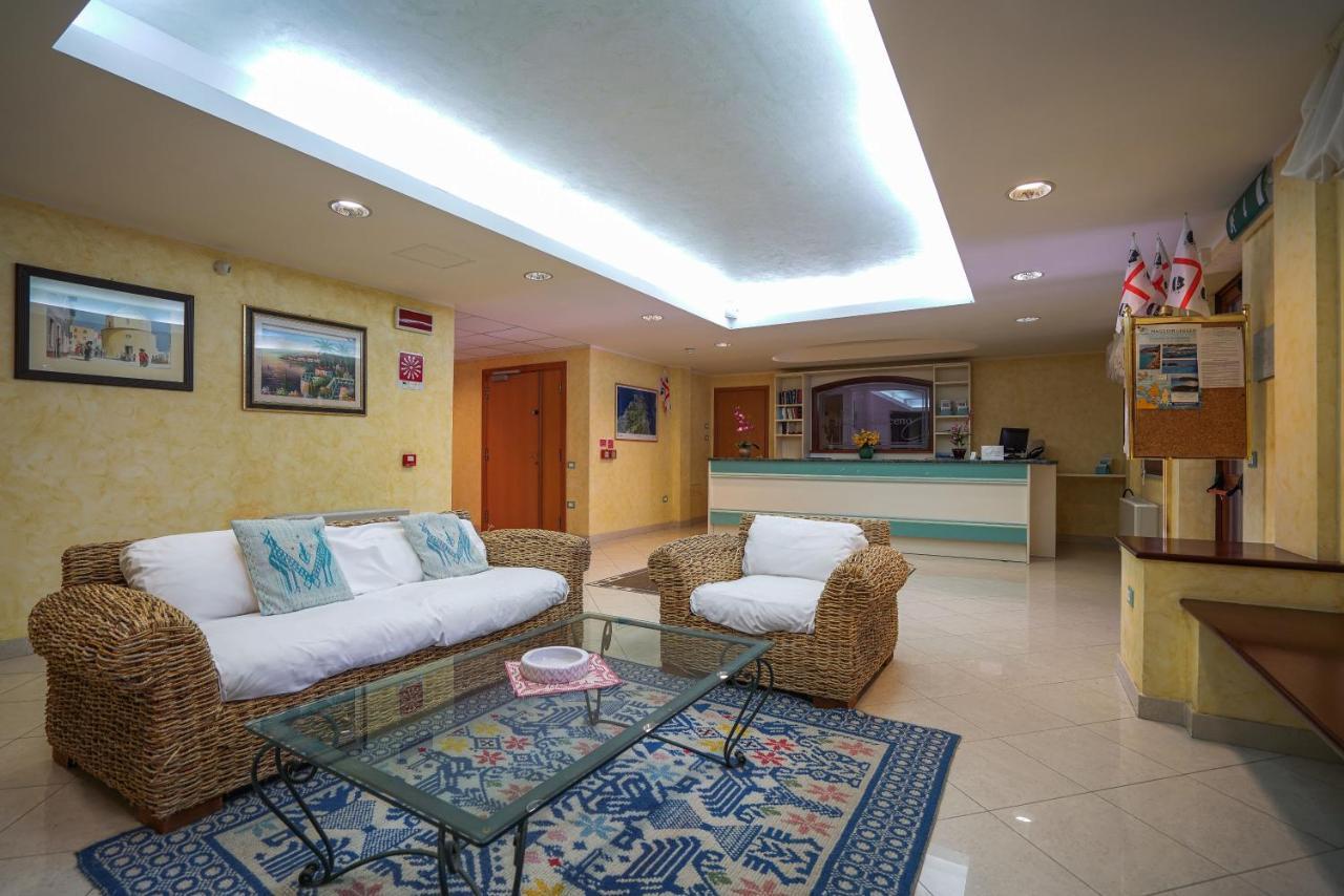 Borgo Saraceno Hotel-Residence Santa Teresa Gallura Luaran gambar
